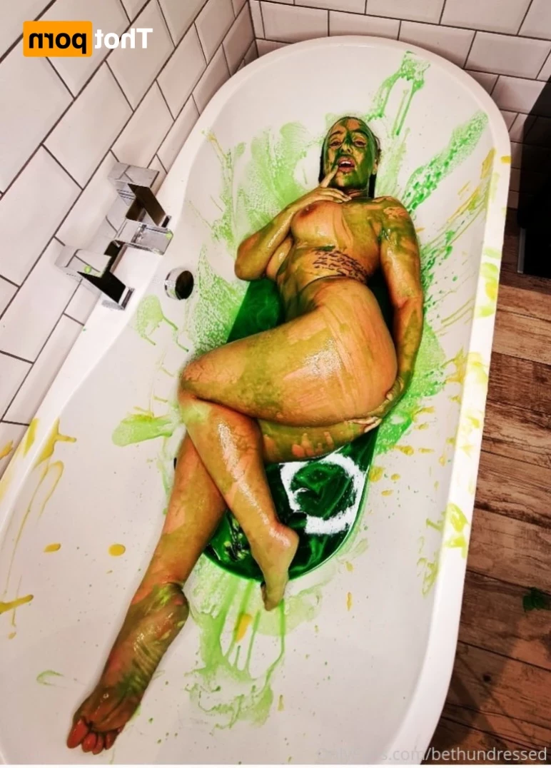 Beth Bennett [ bethundressed ] Onlyfans leaked photo 15527312 on Hotleaks.tv