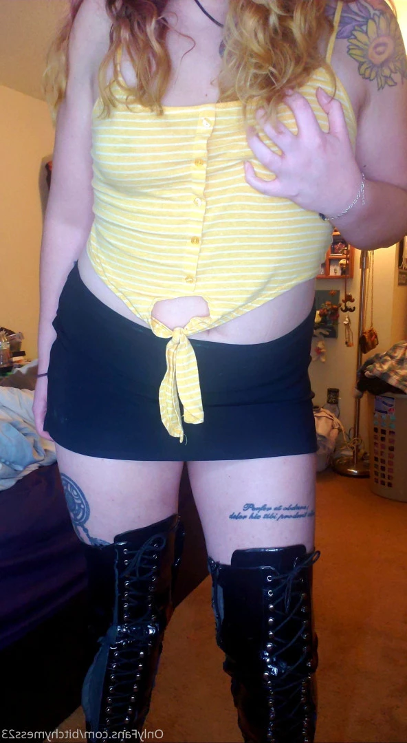 bitchymess23 Onlyfans leaked photo 9812133 on Hotleaks.tv
