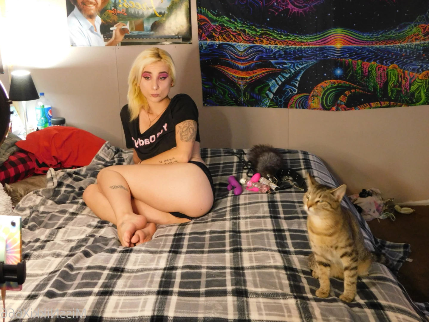 MissNikkiX666 [ bongbitch420 ] Onlyfans leaked photo 13573479 on Hotleaks.tv