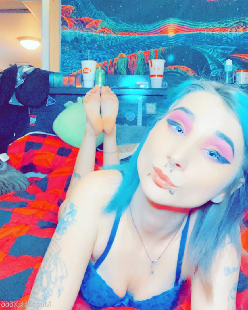 MissNikkiX666 [ bongbitch420 ] Onlyfans leaked photo 14584173 on Hotleaks.tv