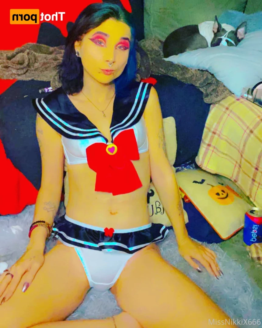 MissNikkiX666 [ bongbitch420 ] Onlyfans leaked photo 15568363 on Hotleaks.tv