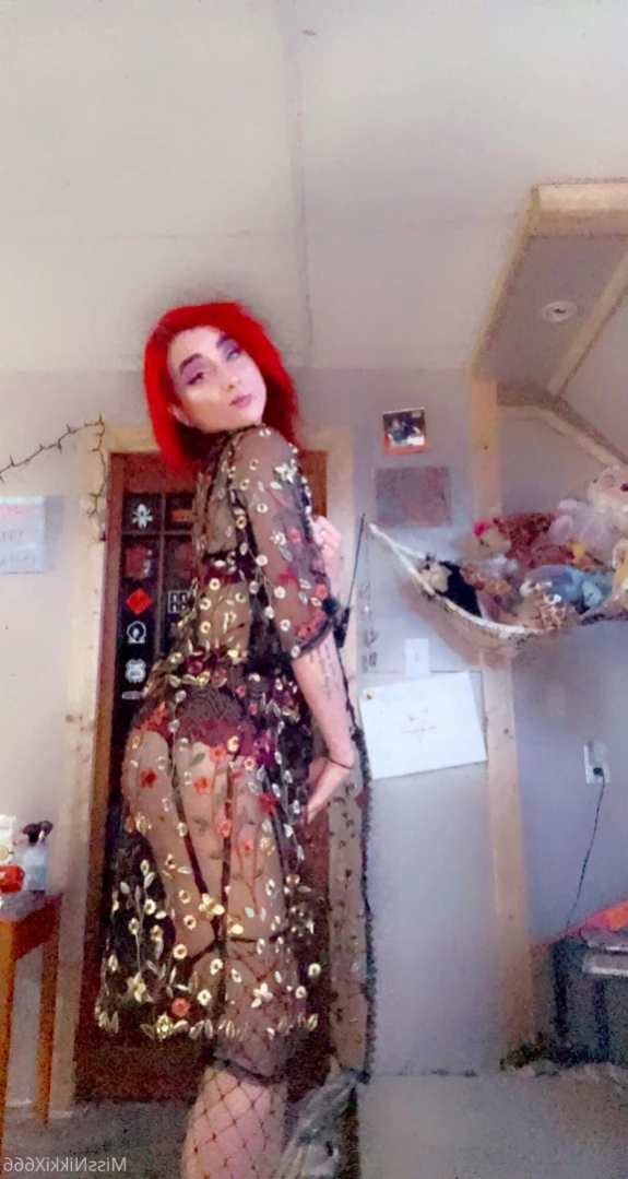 MissNikkiX666 [ bongbitch420 ] Onlyfans leaked photo 15605908 on Hotleaks.tv