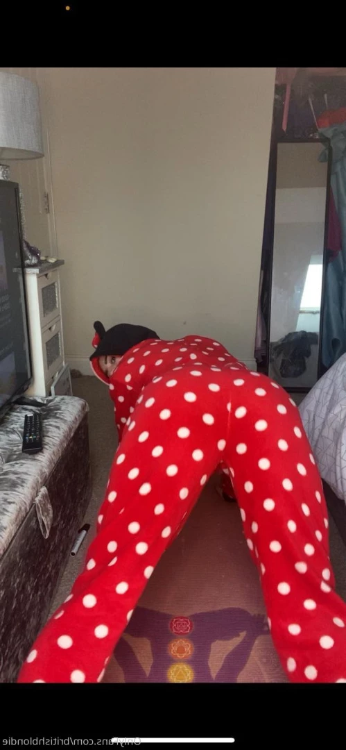 Kiki Jay Free 😈 Sext Me 💦 [ britishkikijayfree ] Onlyfans leaked photo 9159569 on Hotleaks.tv