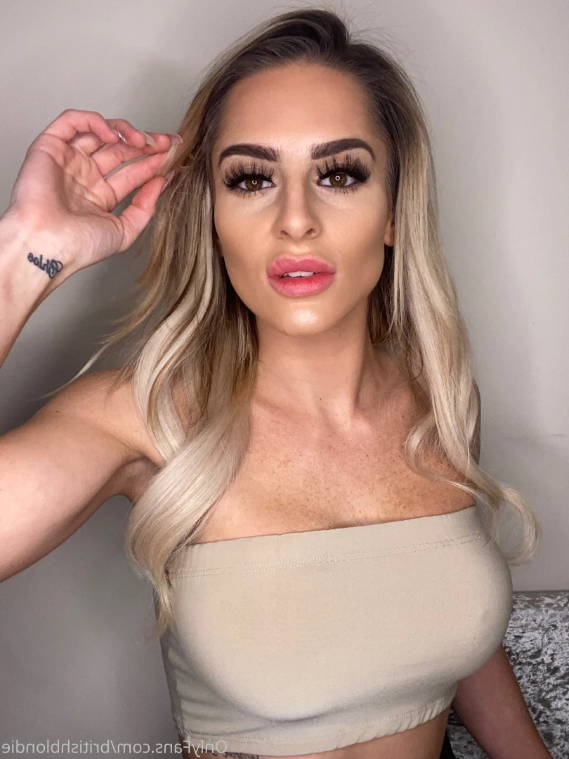 Kiki Jay Free 😈 Sext Me 💦 [ britishkikijayfree ] Onlyfans leaked photo 9159651 on Hotleaks.tv