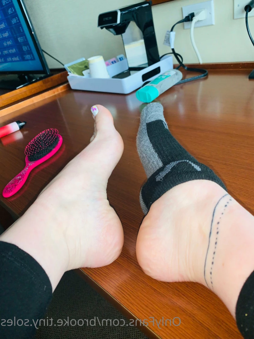 brooke.tiny.soles Onlyfans leaked photo 11918347 on Hotleaks.tv