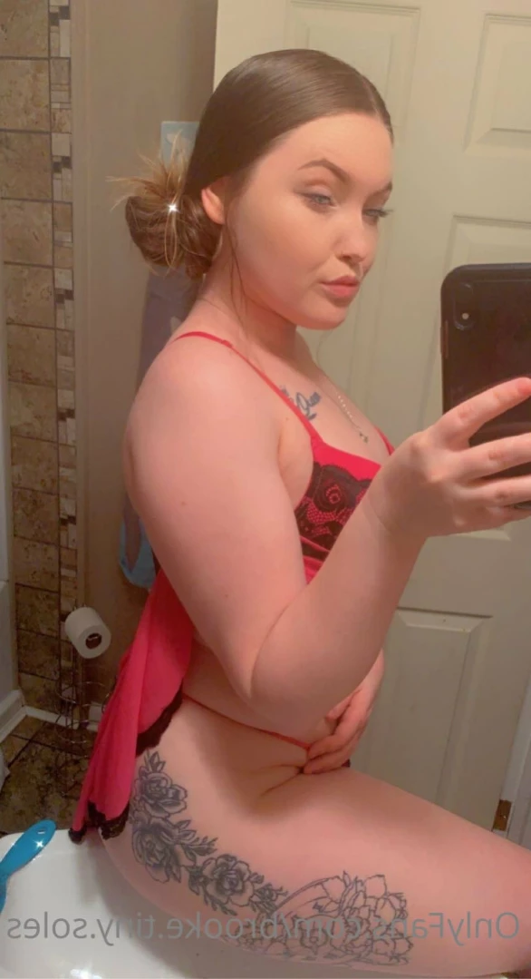 brooke.tiny.soles Onlyfans leaked photo 13057789 on Hotleaks.tv