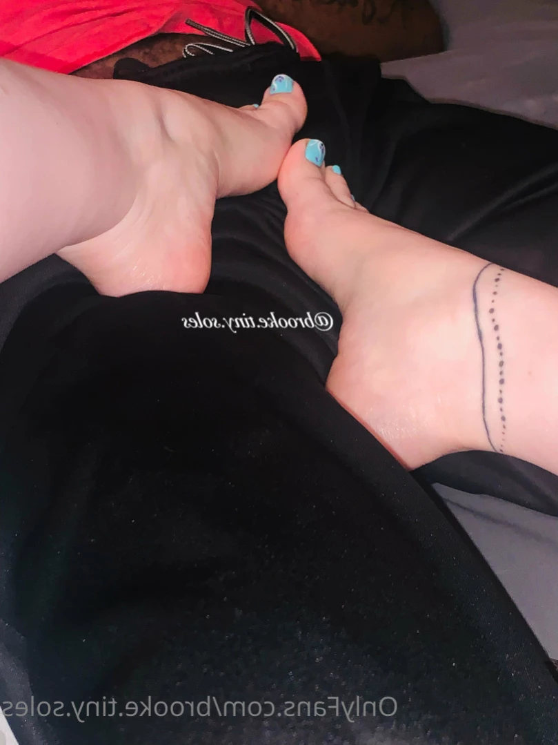 brooke.tiny.soles Onlyfans leaked photo 14175950 on Hotleaks.tv