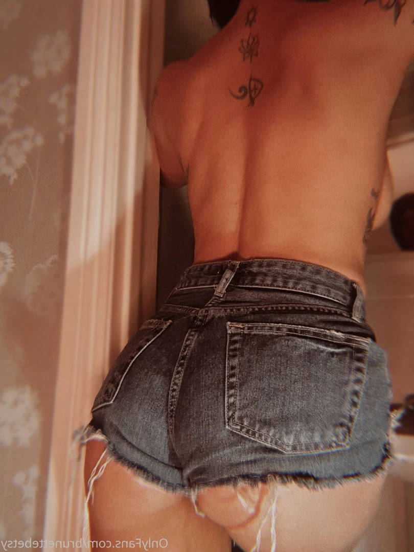 Miss Betsy [ brunettebetsy ] Onlyfans leaked photo 9147141 on Hotleaks.tv