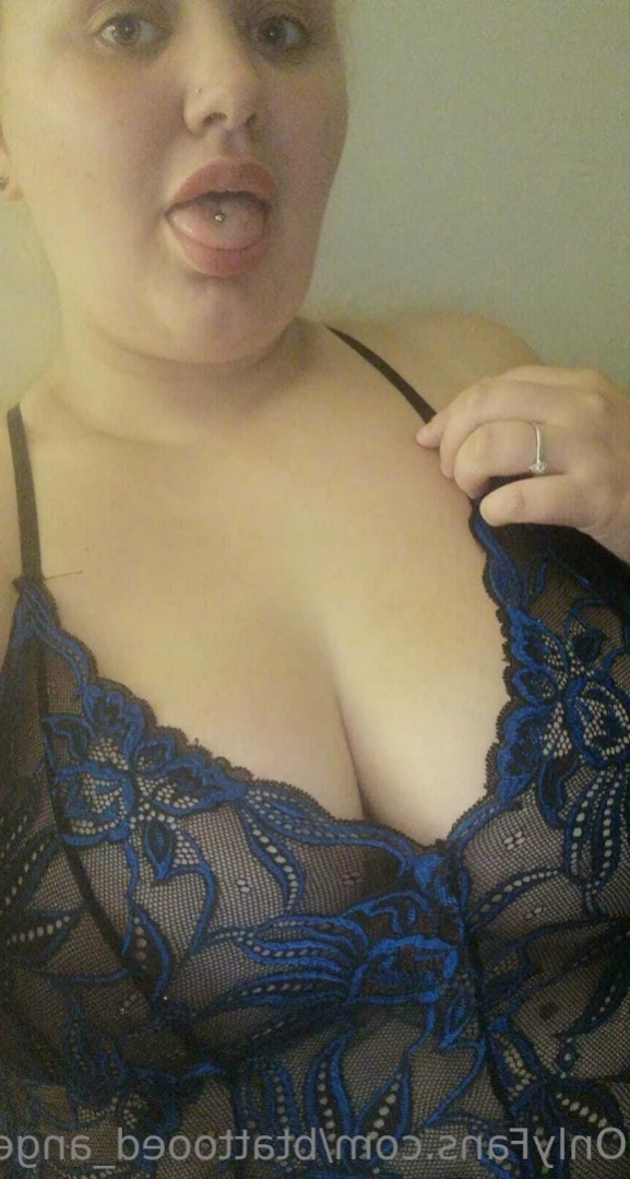 🥵 𝙔𝙊𝙐𝙍 𝙁𝙀𝙏𝙄𝙎𝙃 𝙎𝙒𝙄𝙏𝘾𝙃 🥵 [ btattooed_angel ] Onlyfans leaked photo 15160795 on Hotleaks.tv