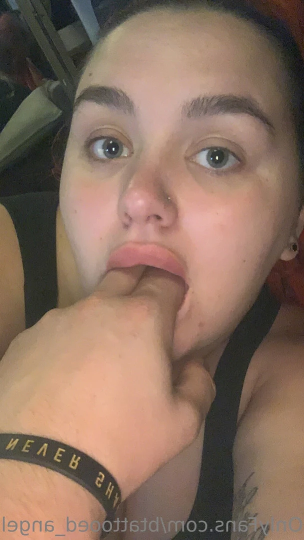🥵 𝙔𝙊𝙐𝙍 𝙁𝙀𝙏𝙄𝙎𝙃 𝙎𝙒𝙄𝙏𝘾𝙃 🥵 [ btattooed_angel ] Onlyfans leaked photo 15851377 on Hotleaks.tv