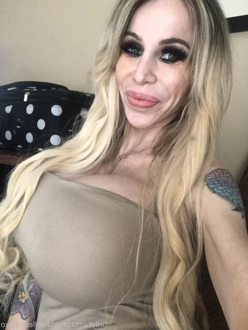 Danielle Derek [ daniellederekxo ] Onlyfans leaked photo 8673435 on Hotleaks.tv