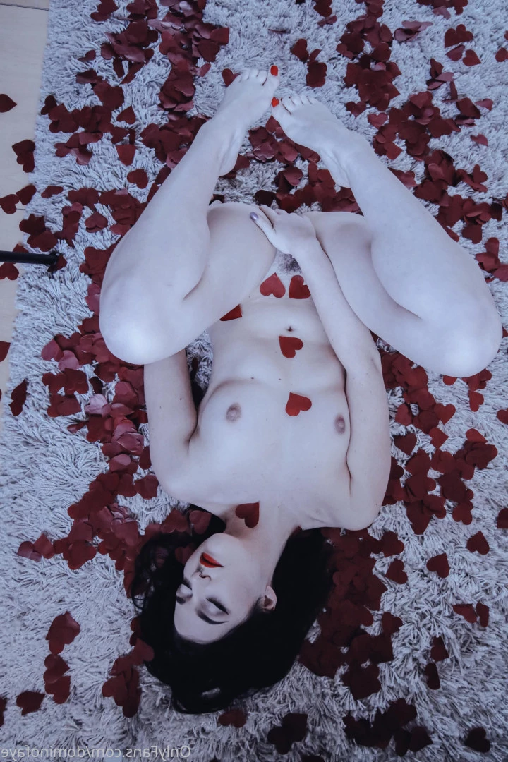Legendary tease [ dominofaye ] Onlyfans leaked photo 8756153 on Hotleaks.tv