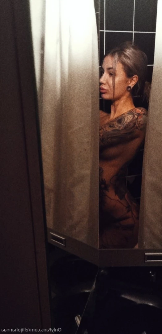 VIDEOCALLS AND CUSTOMS TODAY 🖤 [ ellijohannaa ] Onlyfans leaked photo 11968109 on Hotleaks.tv
