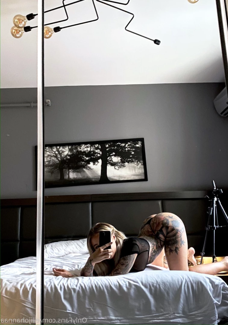 VIDEOCALLS AND CUSTOMS TODAY 🖤 [ ellijohannaa ] Onlyfans leaked photo 14368524 on Hotleaks.tv