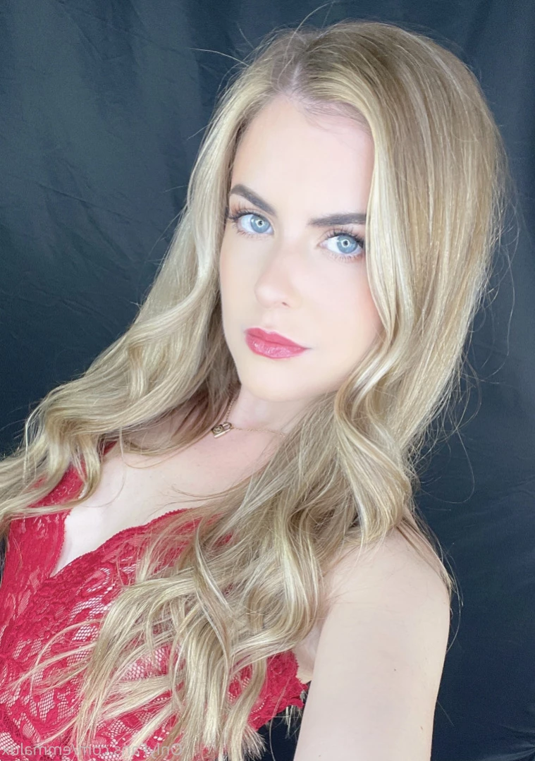 Princess Emma Lux [ emmalux ] Onlyfans leaked photo 14215957 on Hotleaks.tv