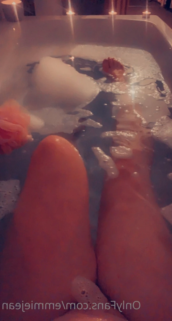 emmiejean Onlyfans leaked photo 14592640 on Hotleaks.tv