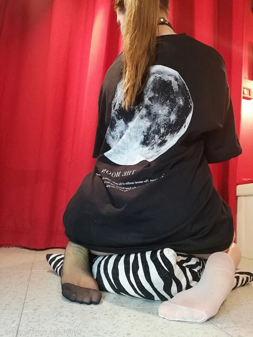 ♡ 𝔼𝕣𝕚𝕤𝕗𝕖𝕖𝕥 𝗩𝗜𝗣 🔝5% ♡ [ erisfeet_ ] Onlyfans leaked photo 9050112 on Hotleaks.tv