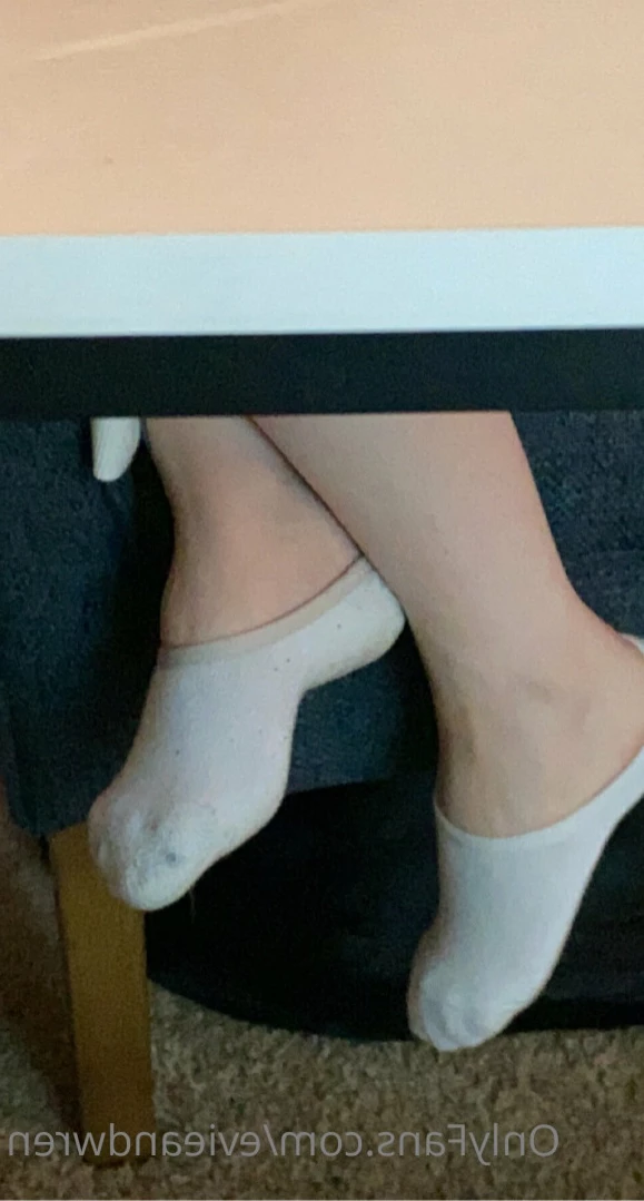 Evie &amp; Wren [ evieandwren ] Onlyfans leaked photo 14940950 on Hotleaks.tv