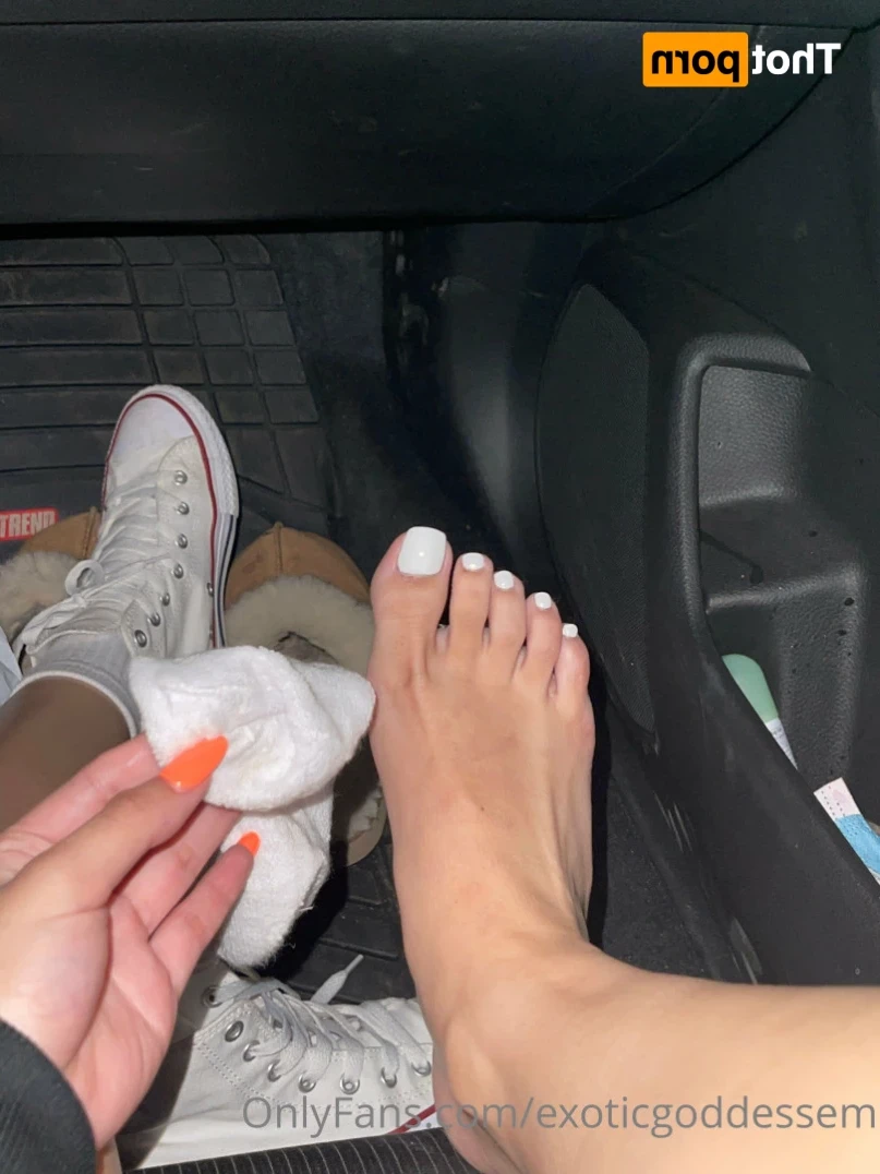 𝑔𝑜𝒹𝒹𝑒𝓈𝓈 𝑒𝓂 ⭐️ [ exoticgoddessem ] Onlyfans leaked photo 10936135 on Hotleaks.tv