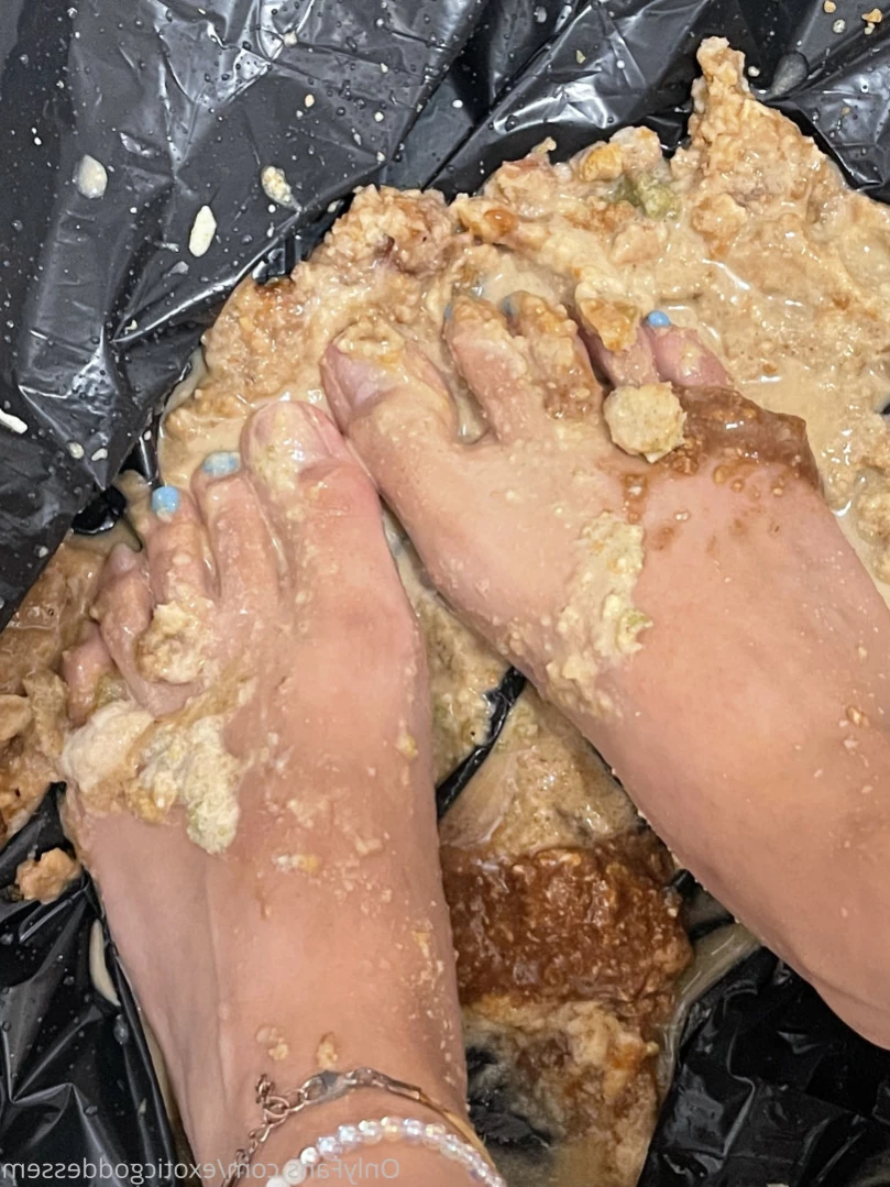 𝑔𝑜𝒹𝒹𝑒𝓈𝓈 𝑒𝓂 ⭐️ [ exoticgoddessem ] Onlyfans leaked photo 12890767 on Hotleaks.tv