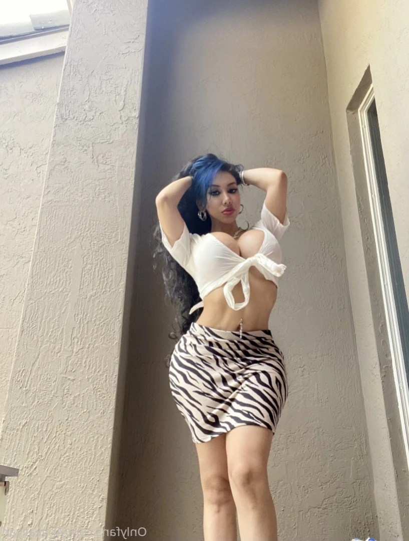 𝗕𝗶𝗴𝗴𝗲𝗿 𝗶𝘀 𝗕𝗲𝘁𝘁𝗲𝗿 [ expanding_kaliyah ] Onlyfans leaked photo 12686093 on Hotleaks.tv