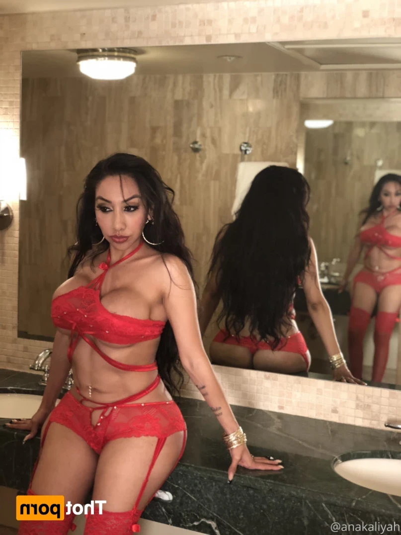 𝗕𝗶𝗴𝗴𝗲𝗿 𝗶𝘀 𝗕𝗲𝘁𝘁𝗲𝗿 [ expanding_kaliyah ] Onlyfans leaked photo 13380142 on Hotleaks.tv