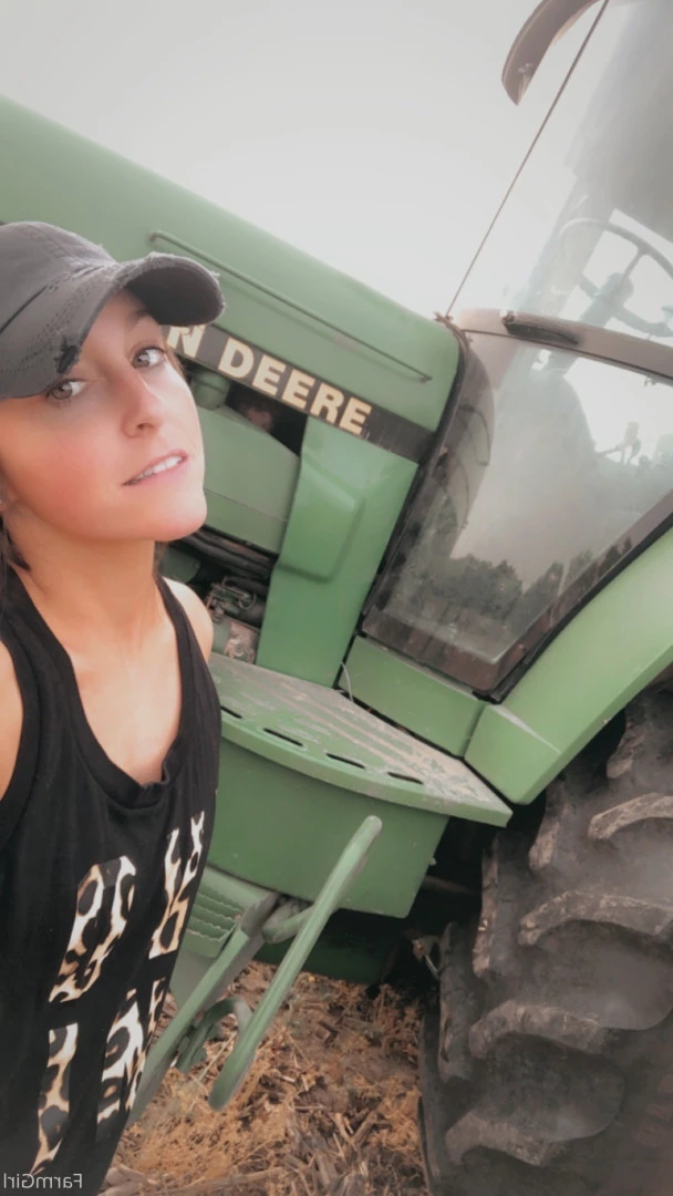 FarmGirl_Elizabeth [ farmgirl ] Onlyfans leaked photo 8566106 on Hotleaks.tv