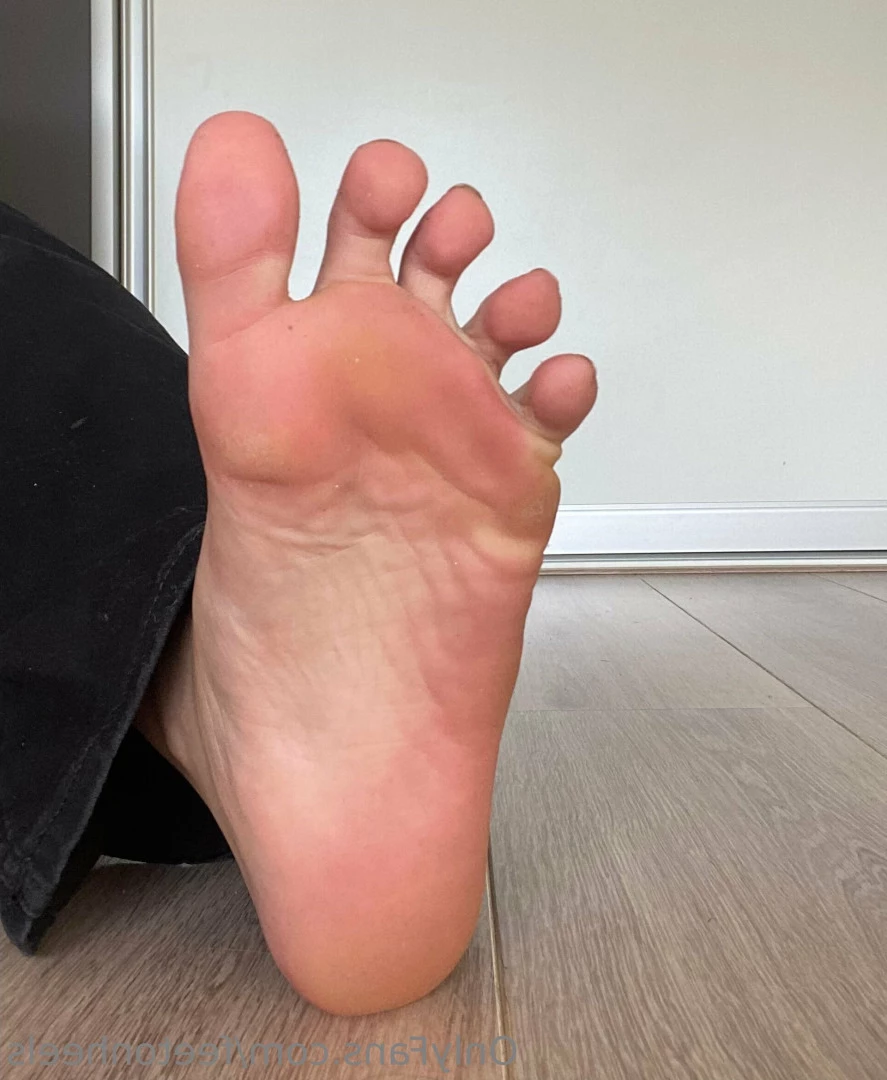 Feet on heels 👠 [ feetonheels ] Onlyfans leaked photo 8742685 on Hotleaks.tv