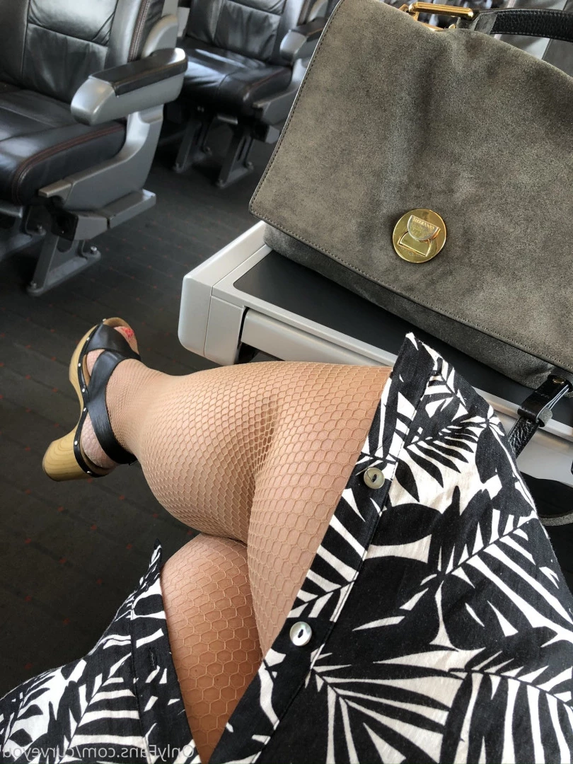 feetqueen 👑 🔥🏆 feet, pantyhose, teaser [ femdomyou ] Onlyfans leaked photo 8794389 on Hotleaks.tv