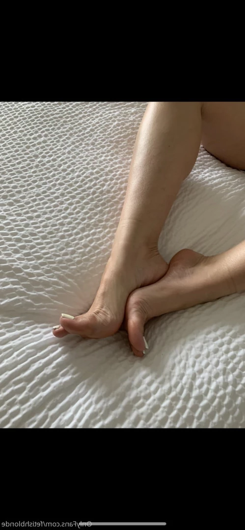 Foot fetish blonde [ fetishblonde ] Onlyfans leaked photo 10210878 on Hotleaks.tv