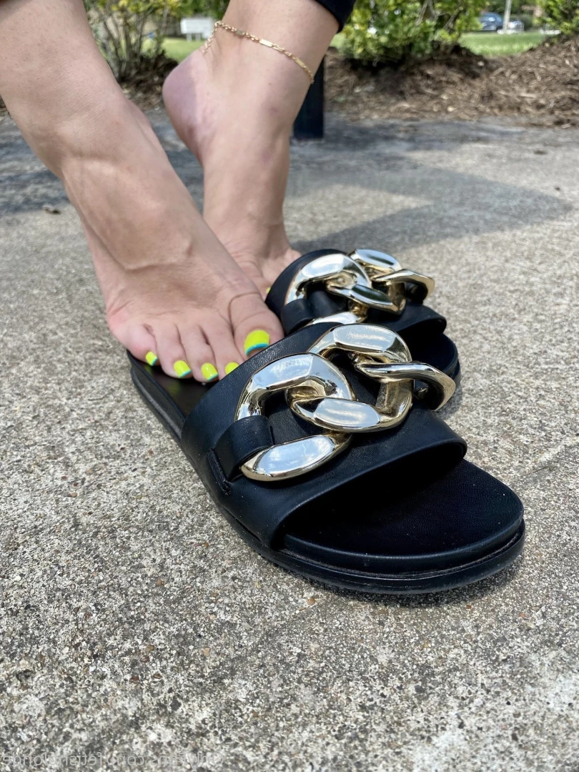 Foot fetish blonde [ fetishblonde ] Onlyfans leaked photo 10211480 on Hotleaks.tv