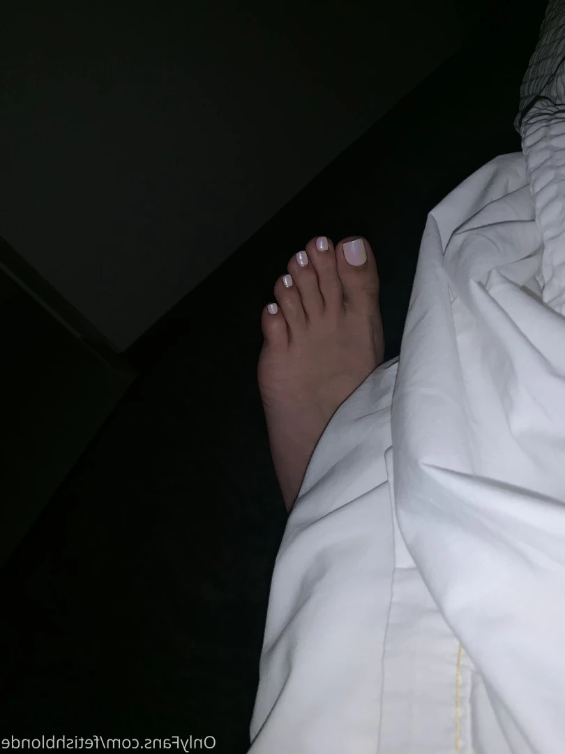 Foot fetish blonde [ fetishblonde ] Onlyfans leaked photo 10212962 on Hotleaks.tv