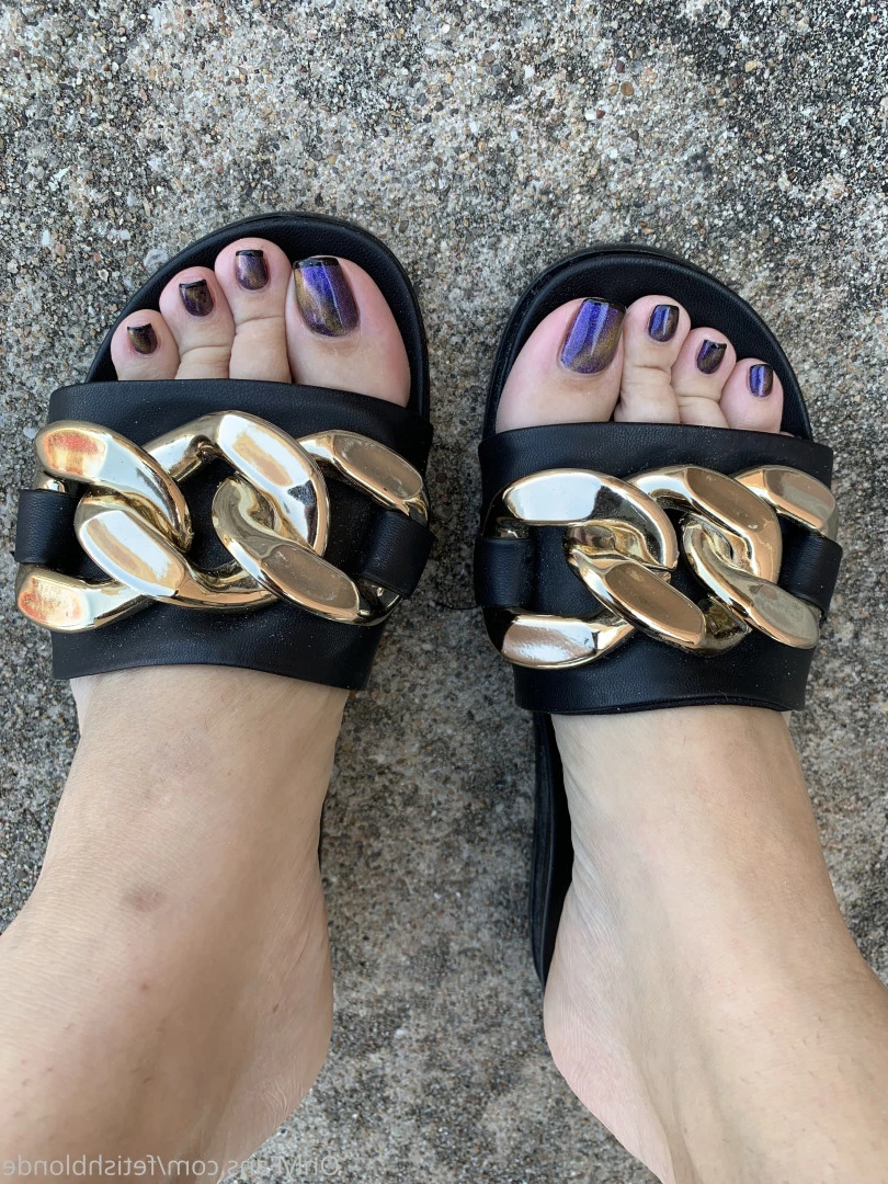 Foot fetish blonde [ fetishblonde ] Onlyfans leaked photo 10213327 on Hotleaks.tv