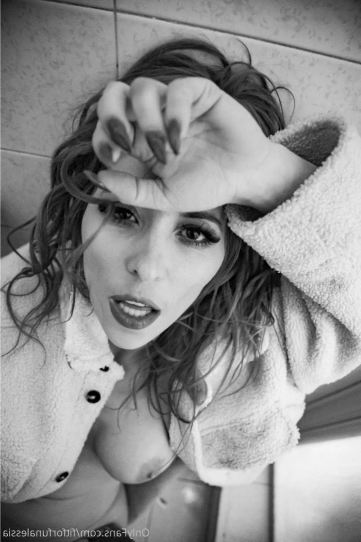 Alessiamimixx [ fitforfunalessia ] Onlyfans leaked photo 11905865 on Hotleaks.tv