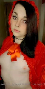 8727684