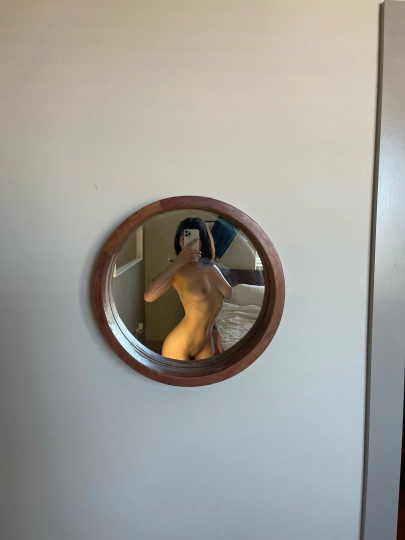 iloveyou [ g57321 ] Onlyfans leaked photo 8533752 on Hotleaks.tv
