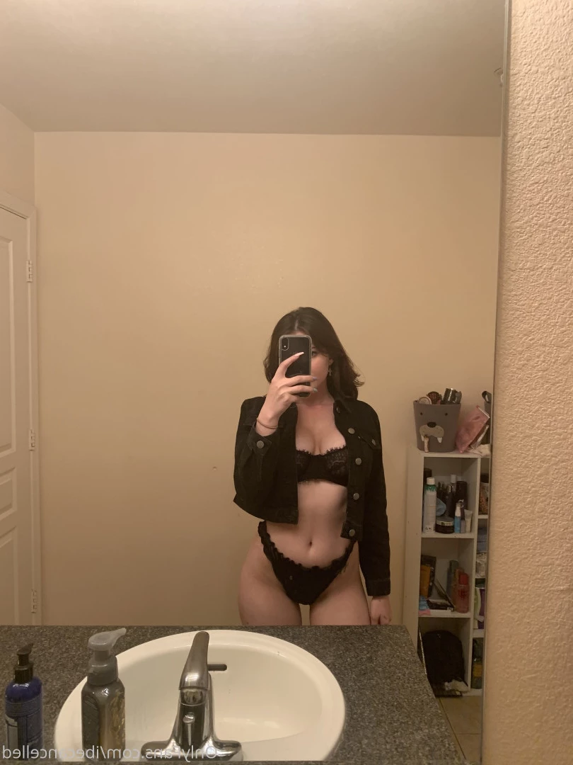 iloveyou [ g57321 ] Onlyfans leaked photo 8536140 on Hotleaks.tv