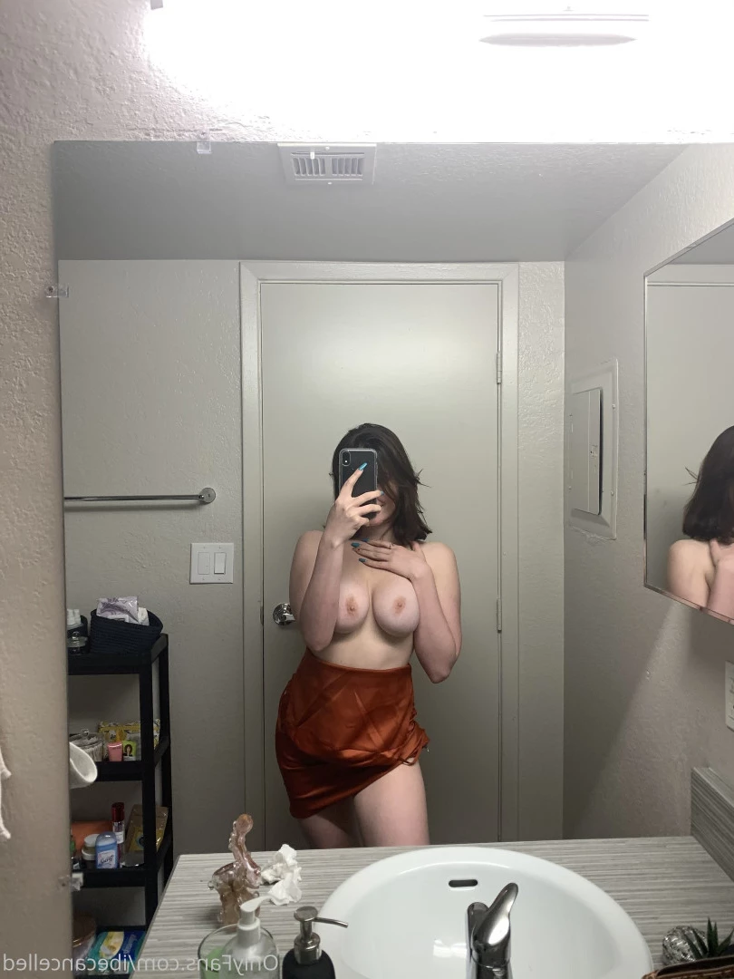 iloveyou [ g57321 ] Onlyfans leaked photo 8536813 on Hotleaks.tv