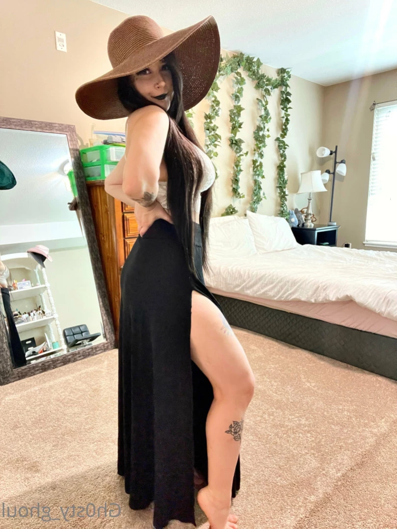🦇 𝕳𝖆𝖟𝖊𝖑 𝕸𝖆𝖞 🦇 [ gh0sty_ghoul ] Onlyfans leaked photo 13240503 on Hotleaks.tv