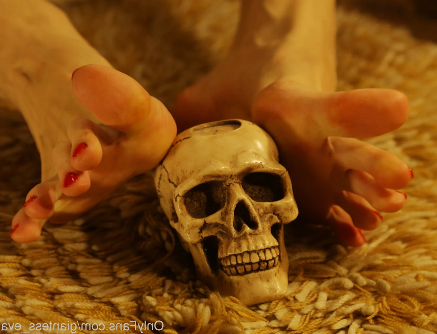 Giantess Eva [ giantess_eva ] Onlyfans leaked photo 13187630 on Hotleaks.tv
