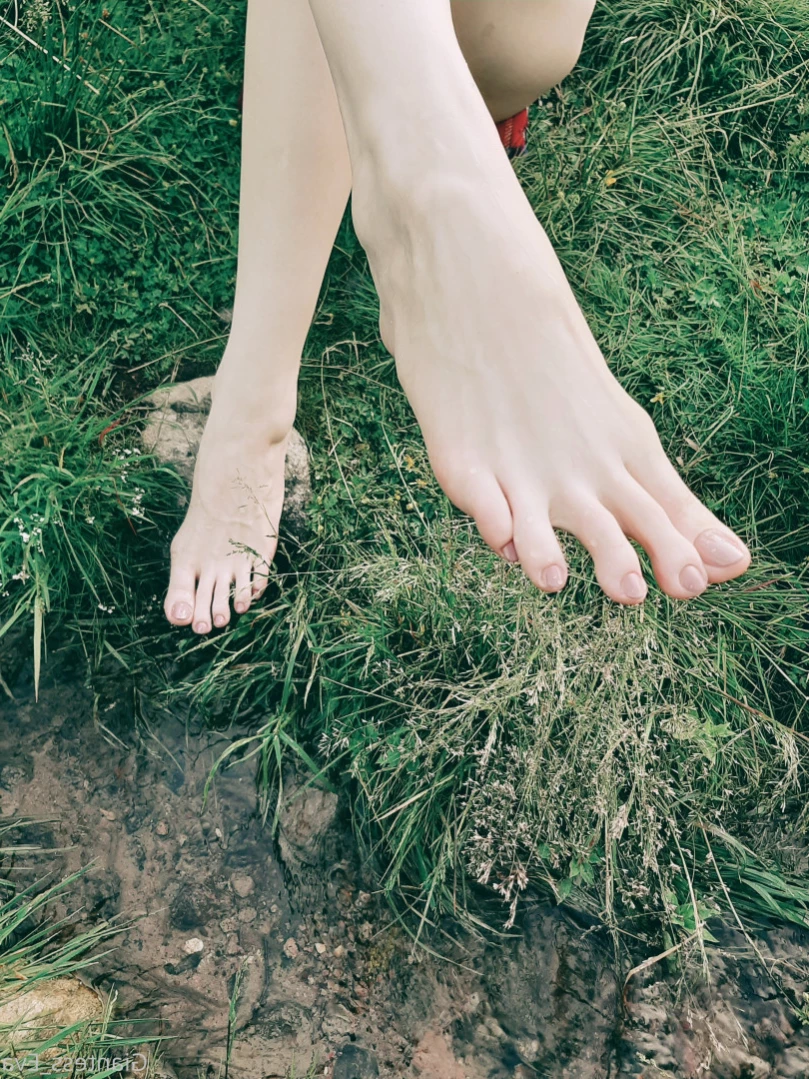 Giantess Eva [ giantess_eva ] Onlyfans leaked photo 14090270 on Hotleaks.tv