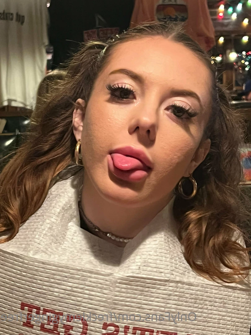 Freckles video chats 💋 [ gingerfrecklesfree ] Onlyfans leaked photo 8755709 on Hotleaks.tv