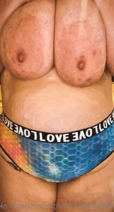 8658252