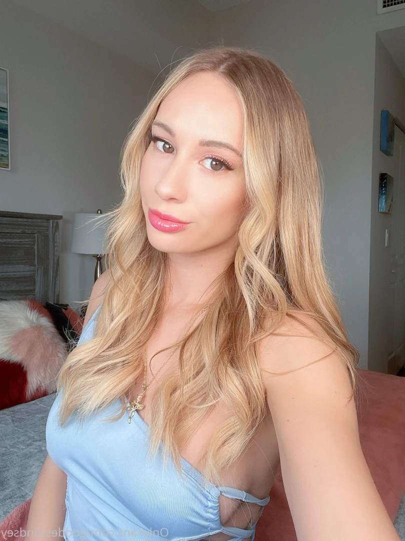 Goddess Lindsey [ goddesslindsey ] Onlyfans leaked photo 8560160 on Hotleaks.tv