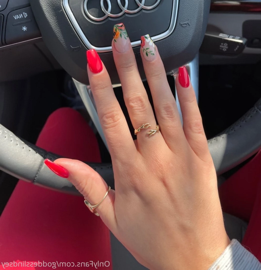 Goddess Lindsey [ goddesslindsey ] Onlyfans leaked photo 8575184 on Hotleaks.tv
