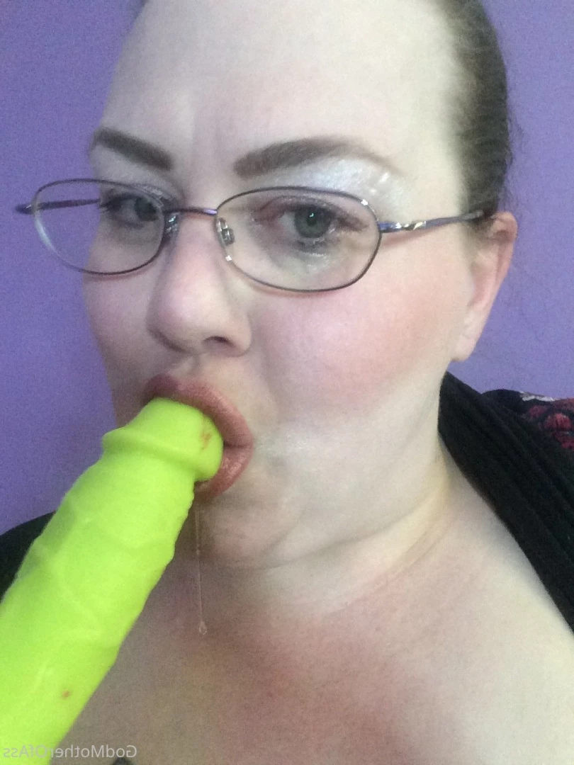 🧁GodMother Of Ass Mina Luciano🧁 [ godmotherofass ] Onlyfans leaked photo 8718556 on Hotleaks.tv