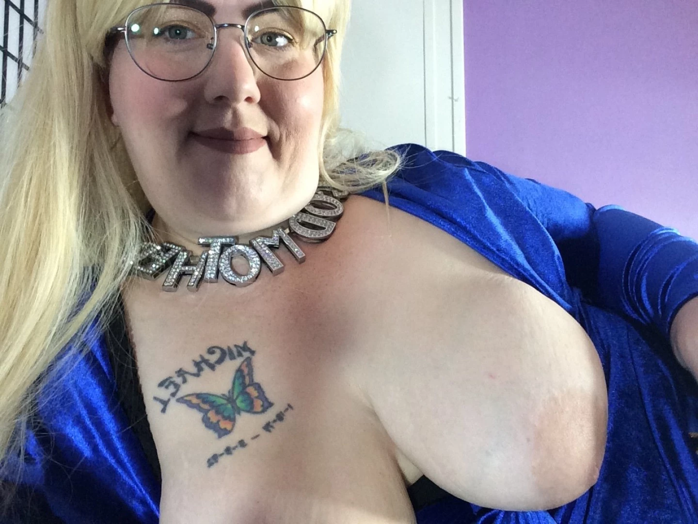 🧁GodMother Of Ass Mina Luciano🧁 [ godmotherofass ] Onlyfans leaked photo 8724870 on Hotleaks.tv