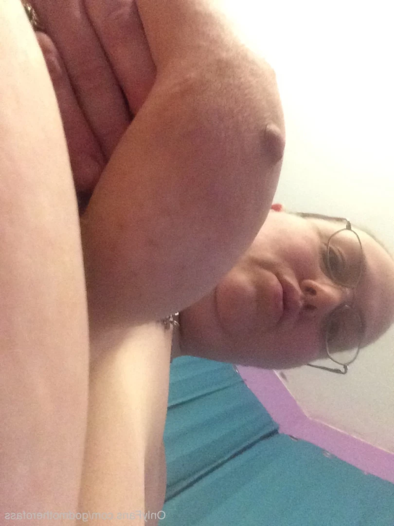 🧁GodMother Of Ass Mina Luciano🧁 [ godmotherofass ] Onlyfans leaked photo 8727312 on Hotleaks.tv