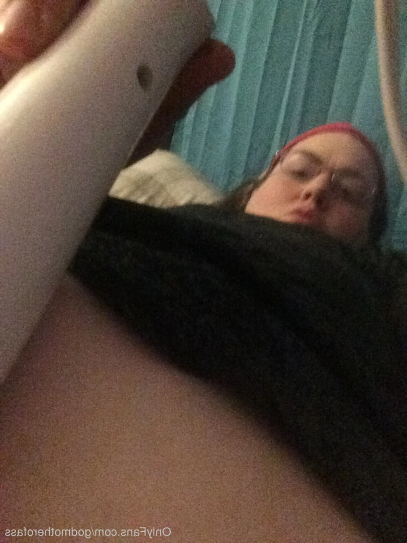 🧁GodMother Of Ass Mina Luciano🧁 [ godmotherofass ] Onlyfans leaked photo 8733850 on Hotleaks.tv