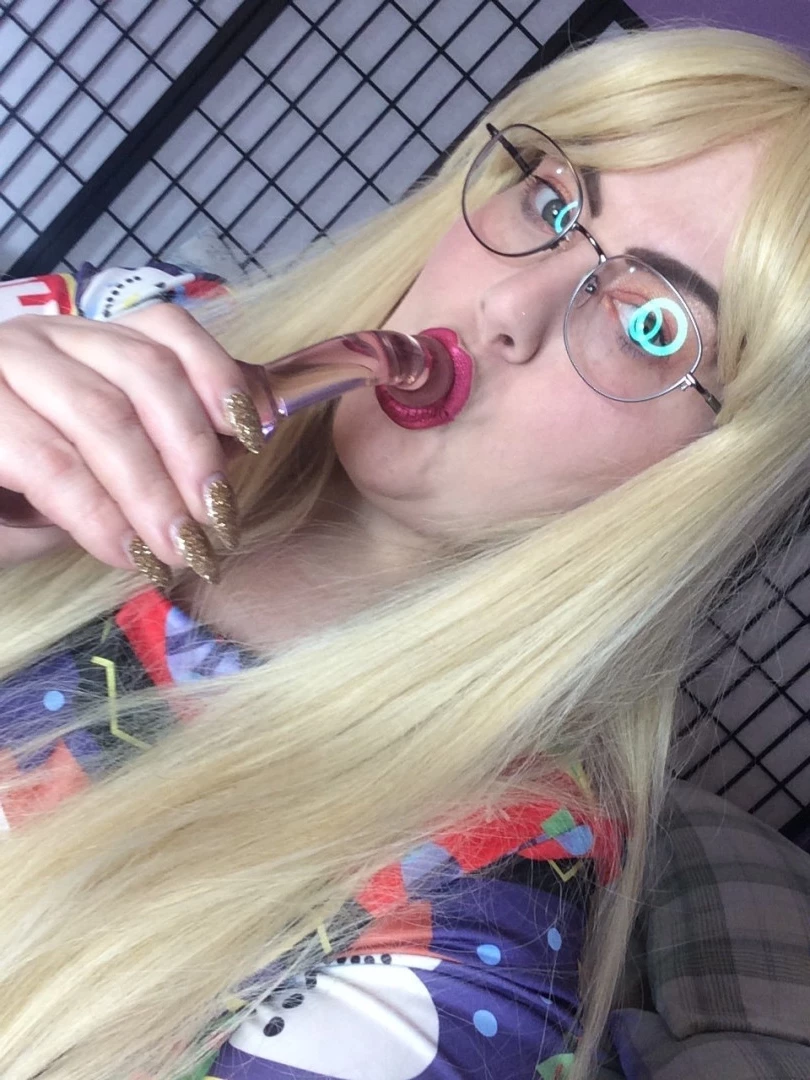 🧁GodMother Of Ass Mina Luciano🧁 [ godmotherofass ] Onlyfans leaked photo 8734402 on Hotleaks.tv